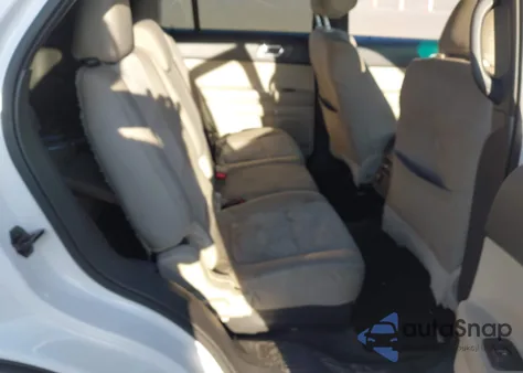 2013 Ford Explorer z USA, uszkodzony, nr VIN 1FM5K7B82DGA57689